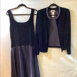 Women’s 2 piece velvet & silk gown